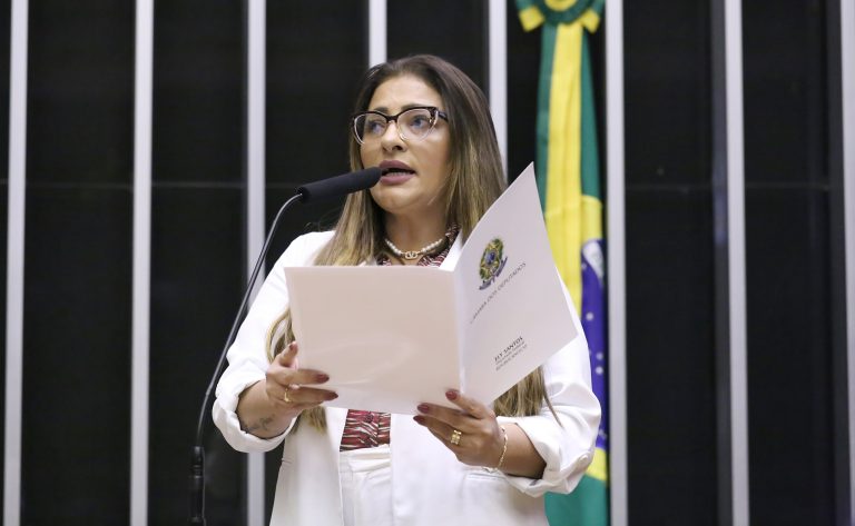 camara-aprova-prorrogacao-de-prazo-para-gestantes-obterem-cnh
