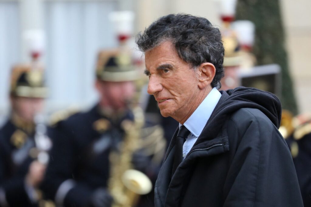 franca-abre-investigacao-contra-ex-ministro-envolvido-em-arquivos-epstein