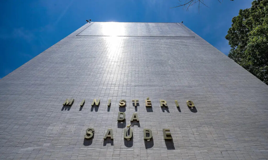 ministerio-da-saude-firma-parcerias-com-india-para-producao-de-remedios-anticancer-no-sus