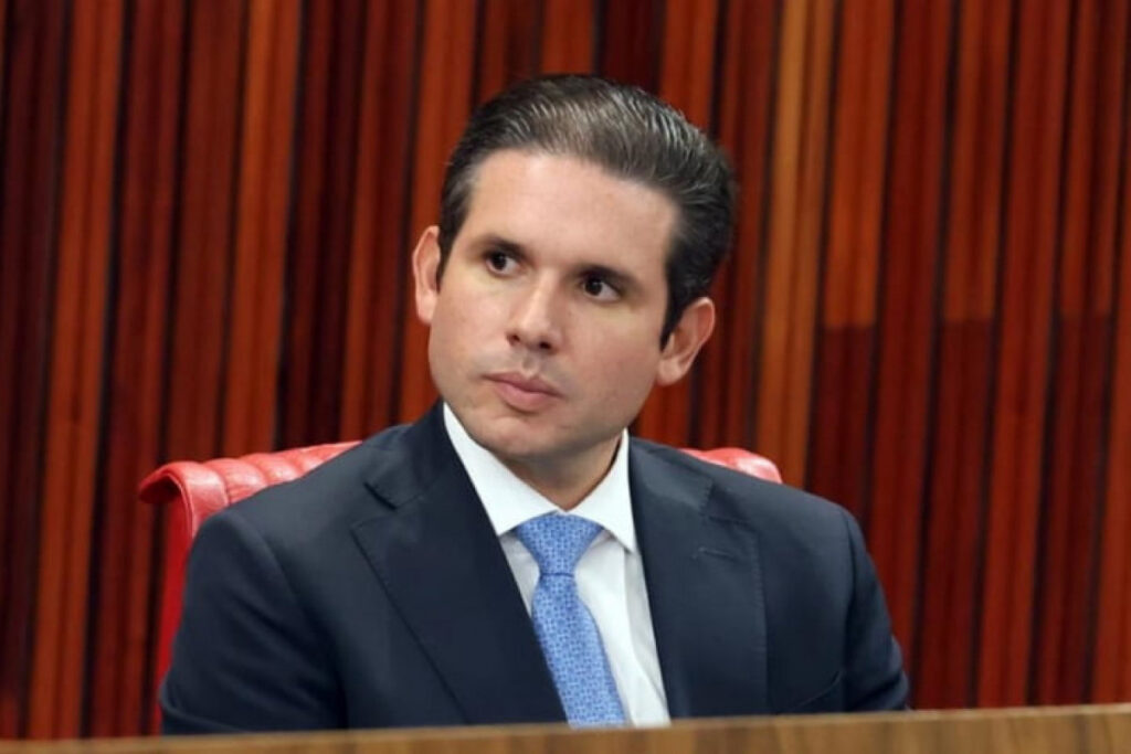 nao-acredito-que-trump-tenha-interesse-em-interferir-nas-eleicoes-brasileiras,-diz-motta