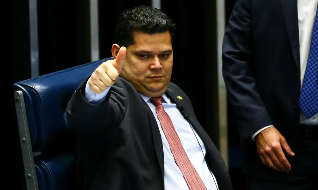 davi-alcolumbre-nega-acordo-com-valdemar-sobre-dosimetria-e-cpi-do-banco-master