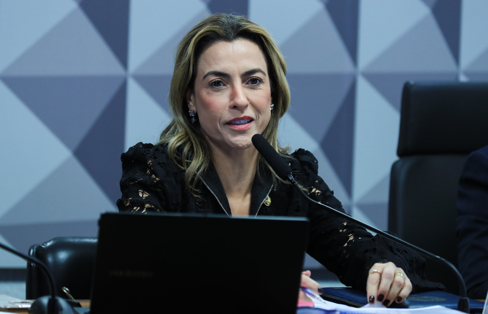 senadora-diz-que-pedira-desculpas-a-relator-de-cpi-se-acusacao-de-estupro-nao-se-confirmar
