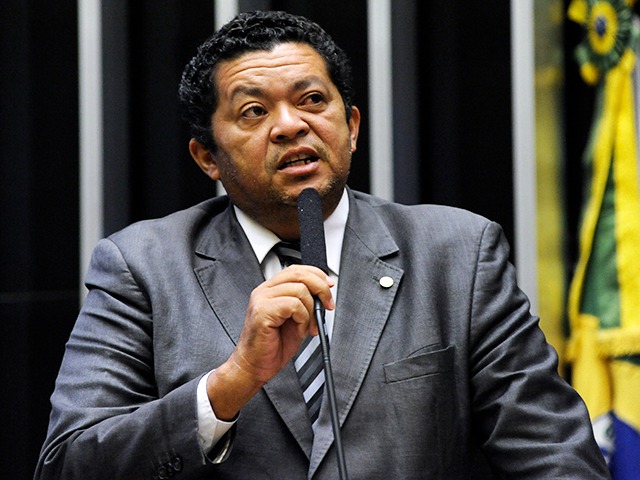 senado-altera-mp-do-seguro-defeso-contra-fraudes-e-devolve-a-camara