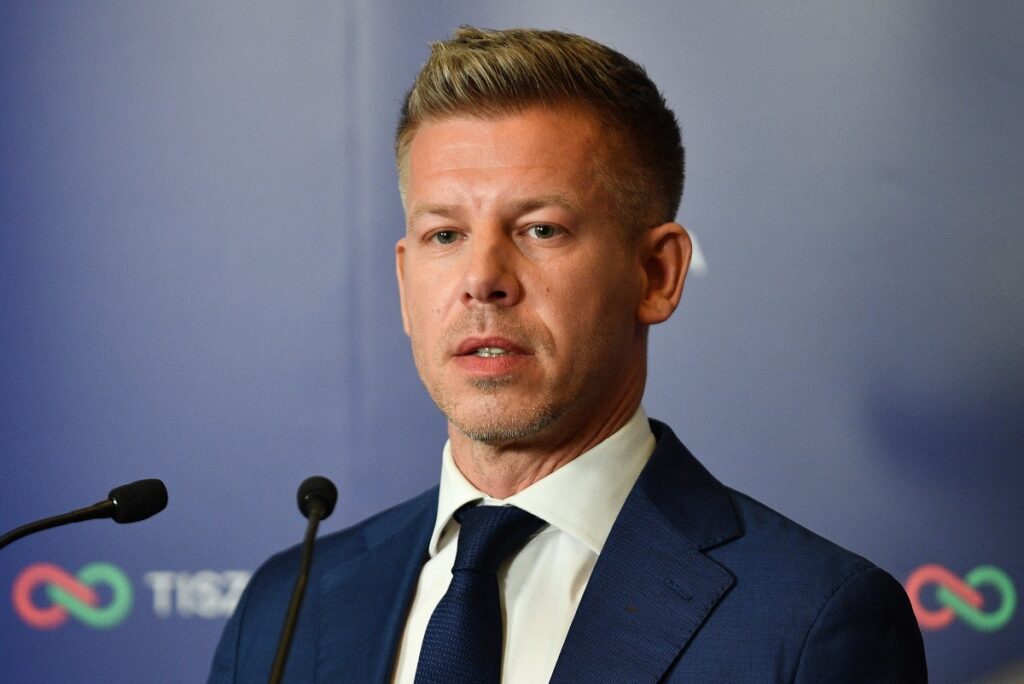 peter-magyar-derrota-orban-e-torna-se-primeiro-ministro-da-hungria
