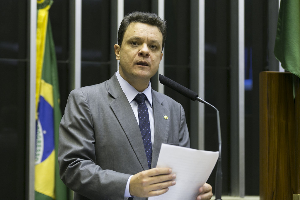 camara-elege-indicado-do-pt-para-tcu-apos-acordo-com-motta-e-articulacao-frustrada-de-flavio