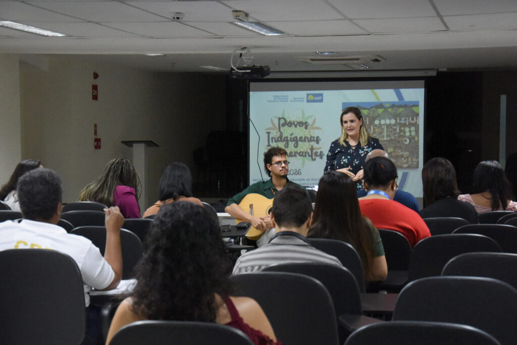 seedf-promove-formacao-para-inclusao-de-povos-indigenas-e-itinerantes-nas-escolas