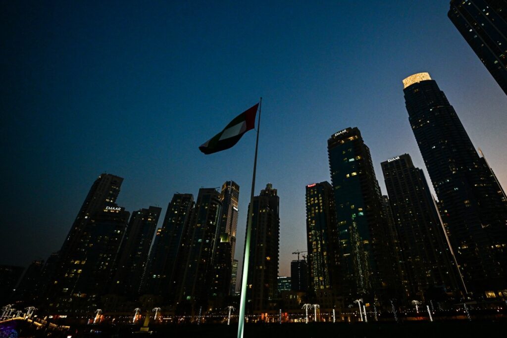 iranianos-nao-podem-entrar-nos-emirados-arabes-unidos,-diz-emirates
