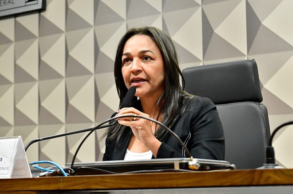 senadora-eliziane-gama-deixa-psd-apos-candidatura-de-caiado-e-segue-para-o-pt
