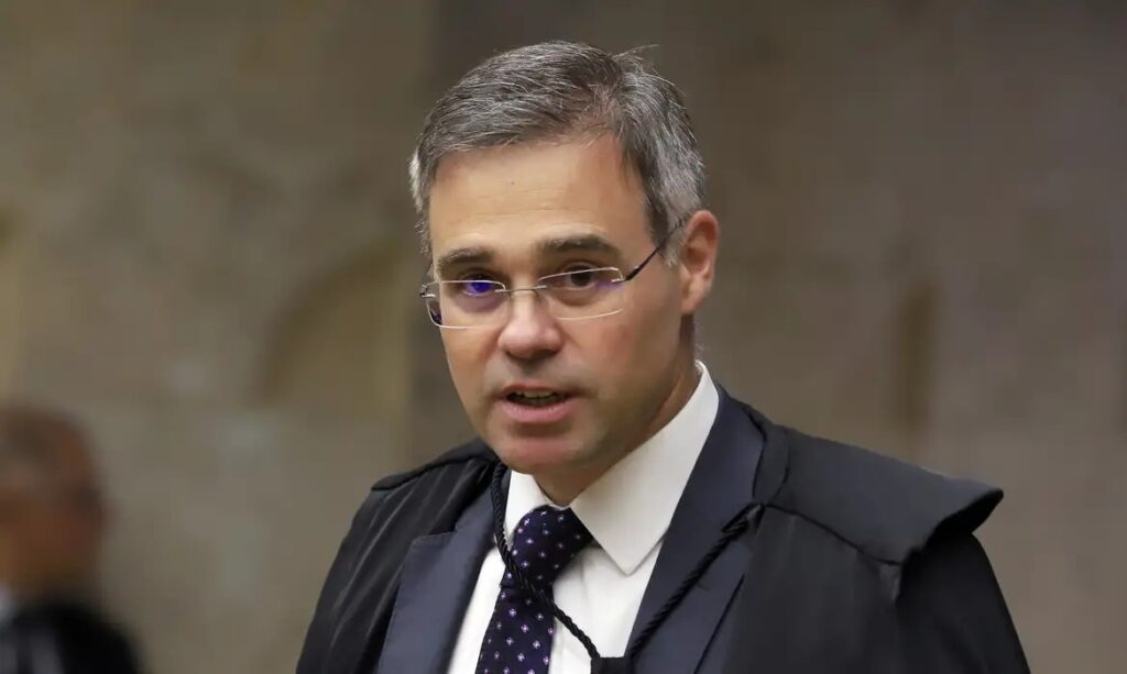 mec-destrava-149-pedidos-de-credenciamento-apos-liberar-instituto-de-andre-mendonca,-do-stf