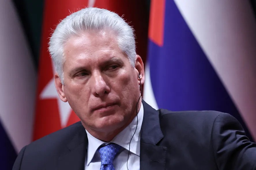 presidente-de-cuba-responde-a-ameaca-de-trump:-‘vamos-defender-cada-palmo-do-nosso-territorio’