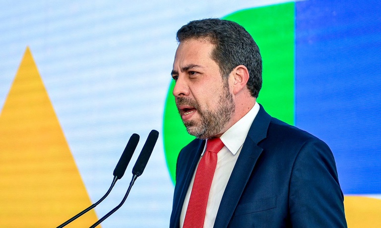 boulos-critica-zema:-defesa-de-trabalho-infantil-e-‘covardia’
