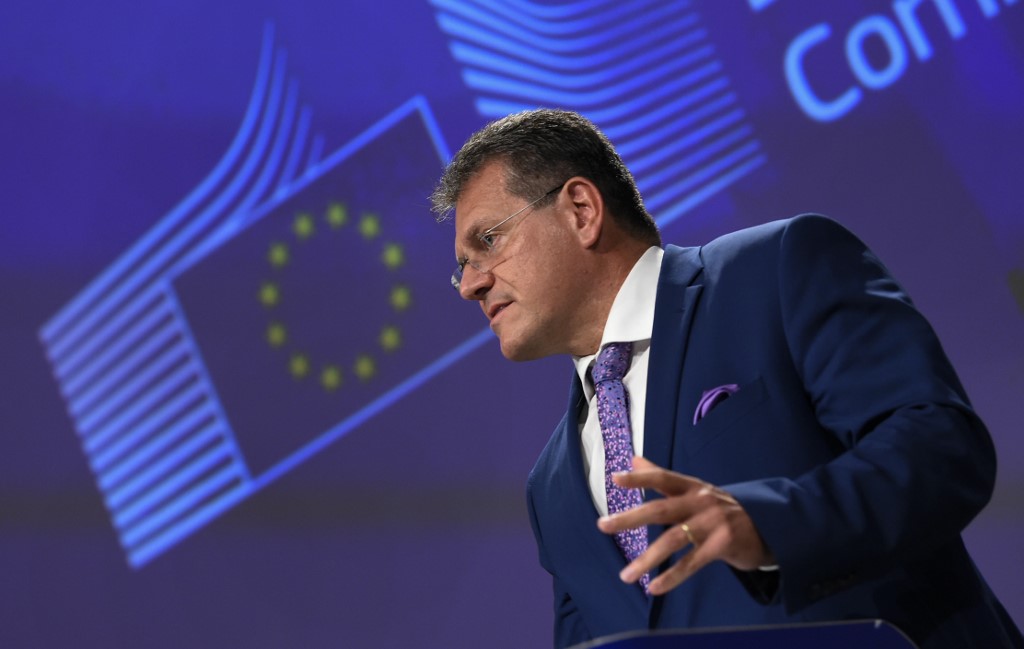 ue-insta-eua-a-respeitar-os-termos-do-acordo-tarifario