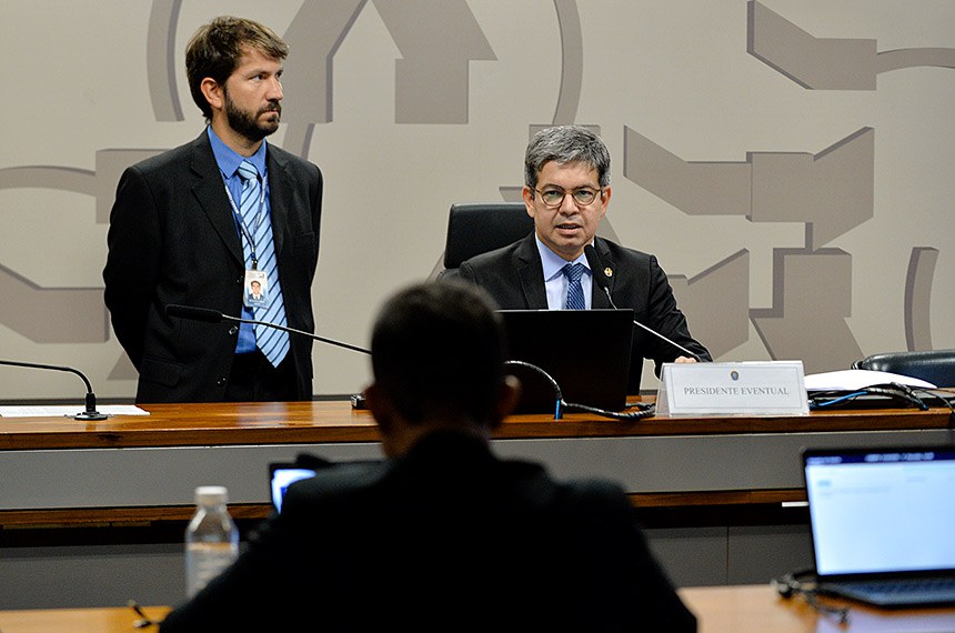 comissao-mista-e-instalada-para-analisar-reajuste-no-piso-salarial-de-professores