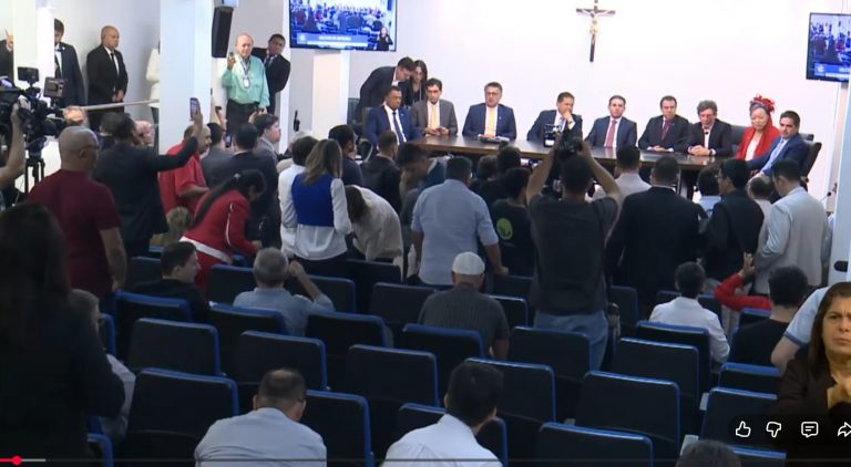 hugo-motta-reafirma-votacao-de-propostas-contra-escala-6×1-em-maio