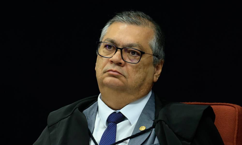 dino-pede-vista-e-trava-discussao-sobre-royalties-de-petroleo-no-stf