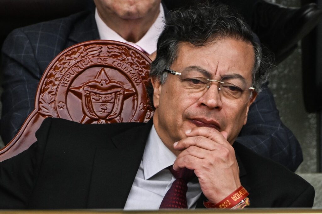 diretor-de-estatal-petrolifera-da-colombia-e-denunciado-por-financiamento-da-campanha-de-petro