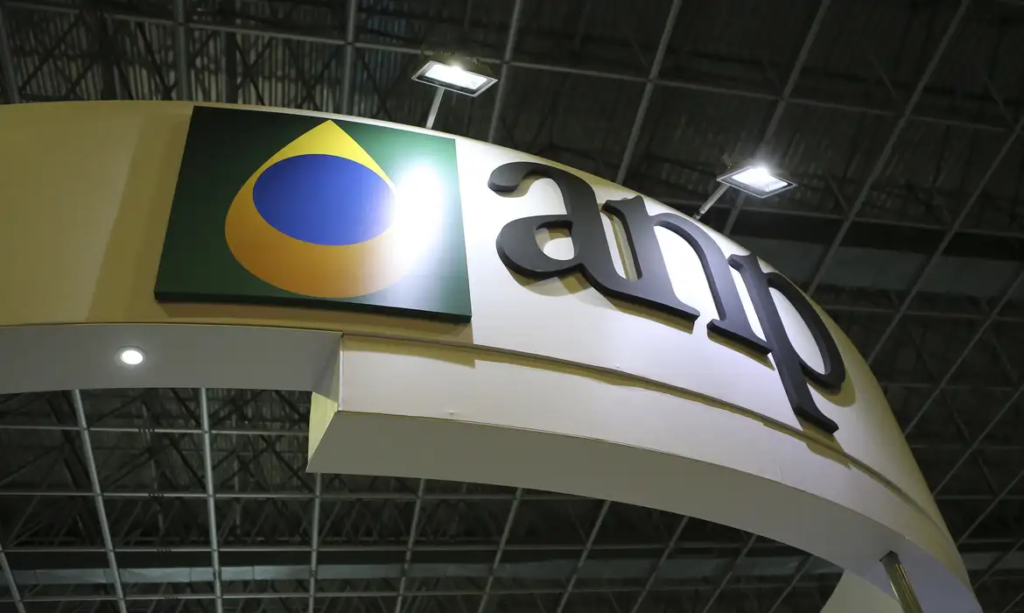 anp-abre-consulta-para-endurecer-regras-de-armazenagem-por-produtores-de-combustiveis