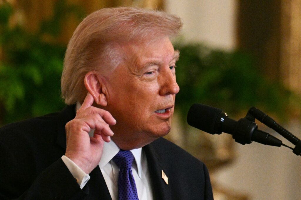 trump-afirma-que-china-quer-comprar-petroleo-e-soja-dos-eua