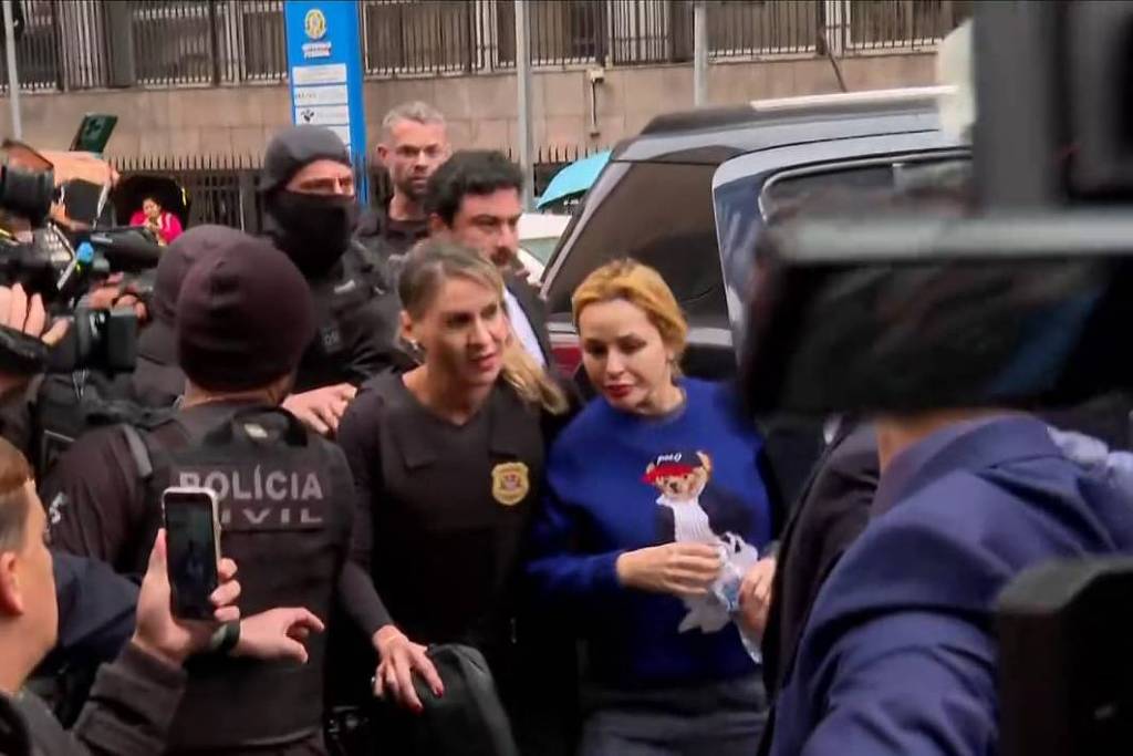 sindicato-denuncia-regalias-dadas-a-deolane-em-penitenciaria-de-sao-paulo
