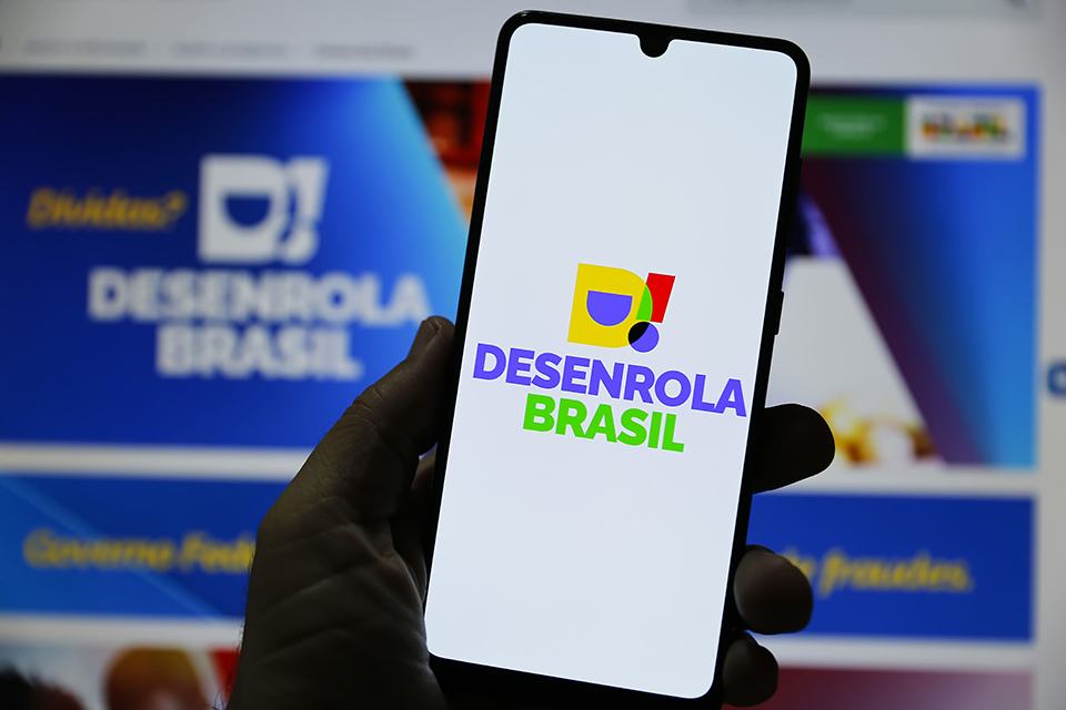 fgts-passa-a-ser-usado-na-renegociacao-de-dividas-no-desenrola