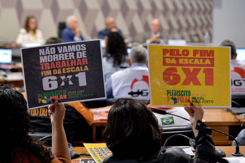 texto-mantem-14-meses-para-transicao-de-jornada