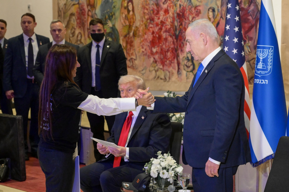 trump-diz-que-pedira-a-netanyahu-que-nao-retalie-contra-ira,-segundo-axios