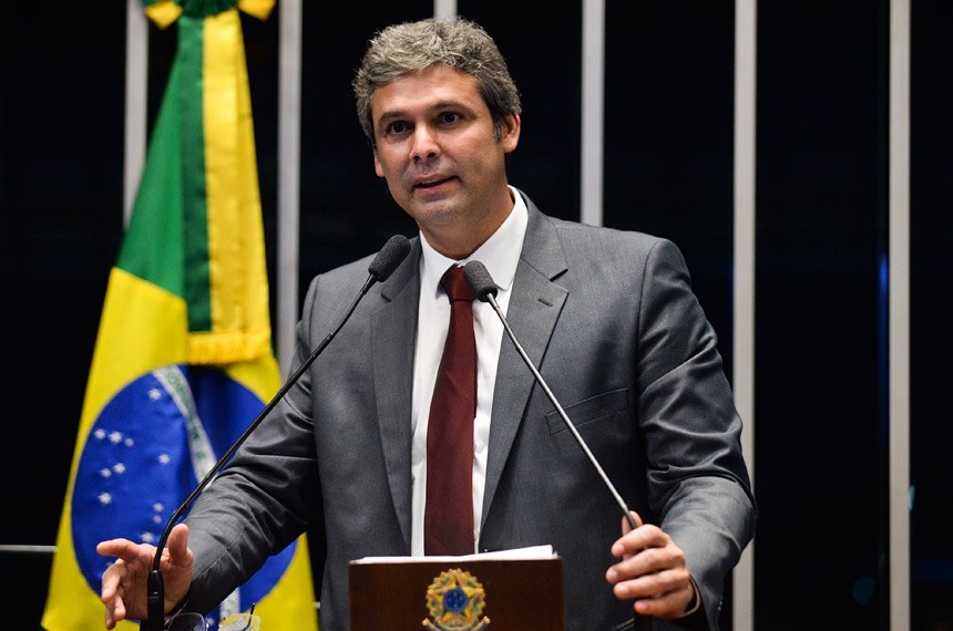 petistas-falam-em-censura-apos-decisao-do-tse-sobre-pesquisa,-e-flavio-evita-comentar