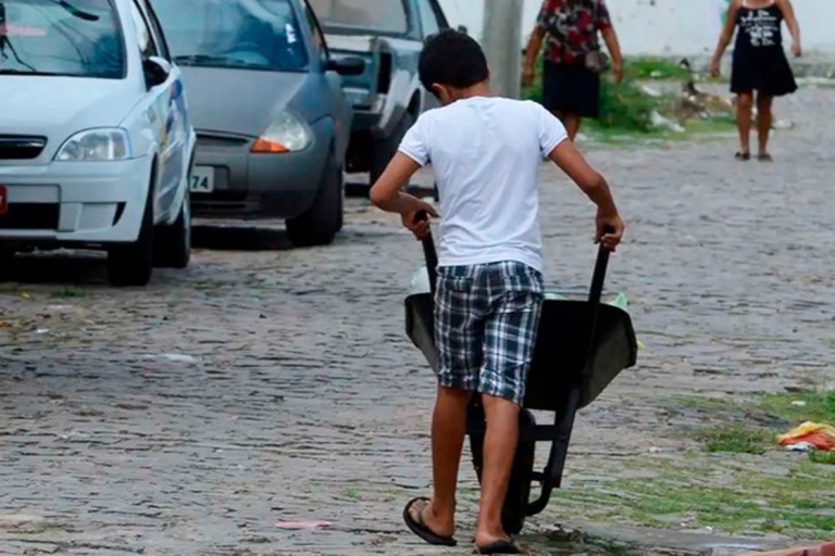 mte-retira-4.318-criancas-e-adolescentes-do-trabalho-infantil-em-2025