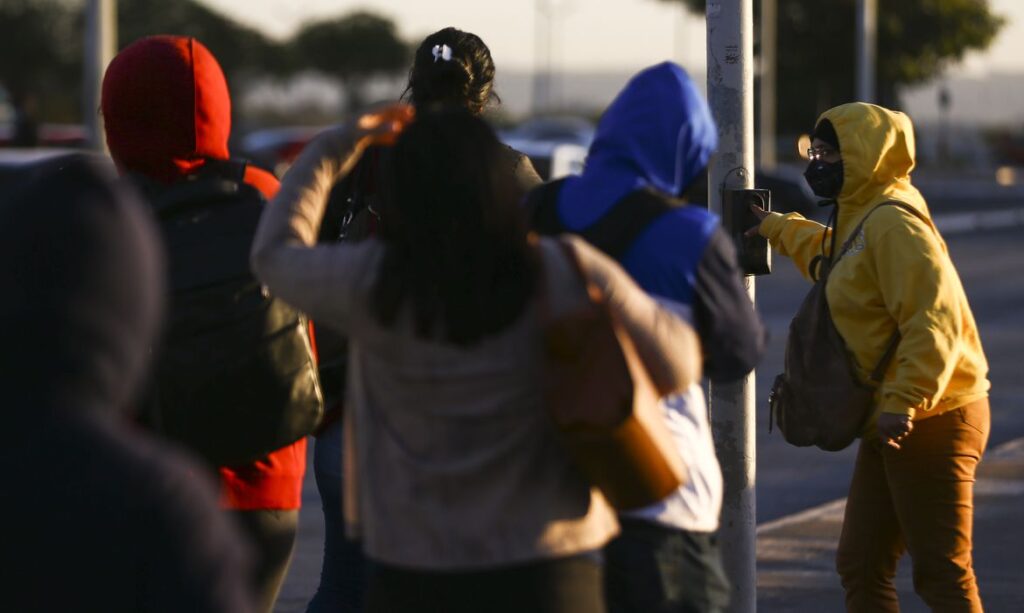 frio-persiste-no-centro-sul-e-temporais-avancam-pelo-sul-do-pais