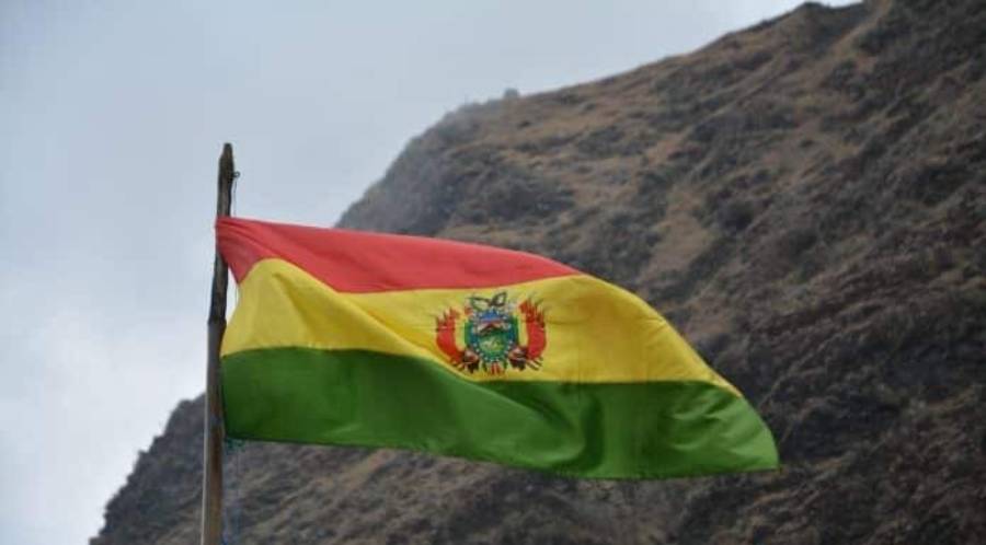 seis-pessoas-morrem-na-bolivia-apos-queda-de-aviao-militar-em-patrulha