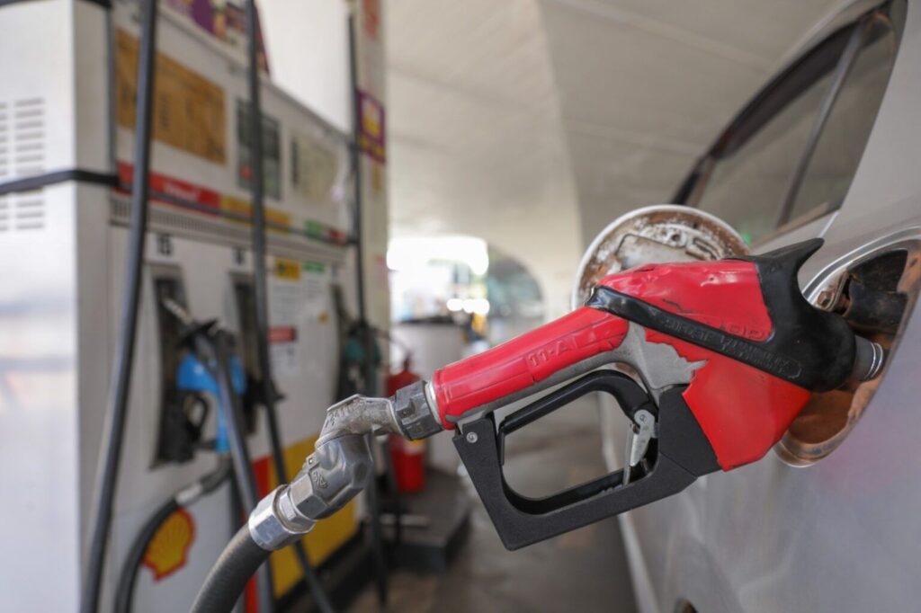 acordo-eua-ira-reduz-precos-de-combustiveis-no-brasil-em-junho,-mostra-iptl