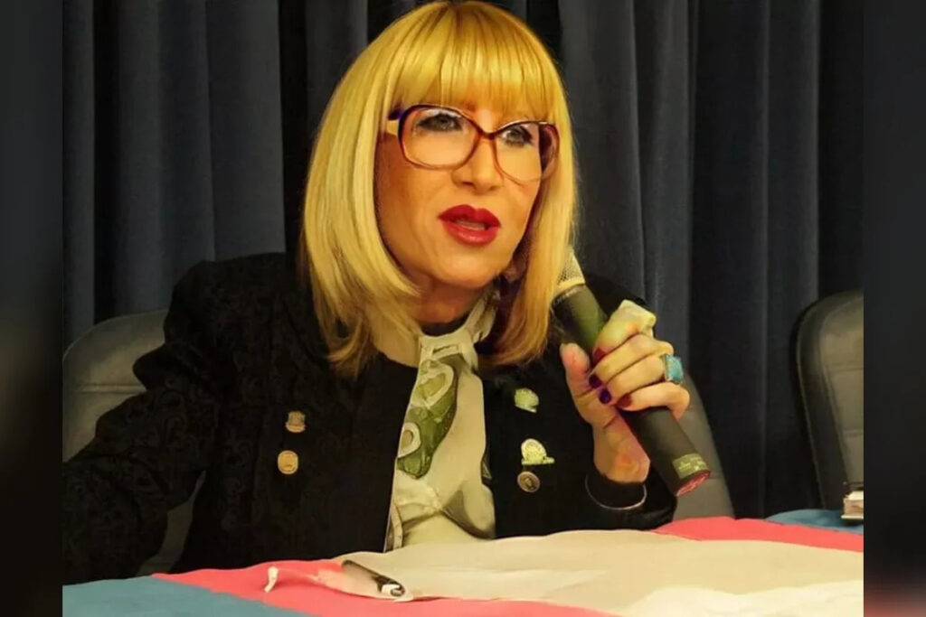 morre-marcelly-malta,-pioneira-na-defesa-de-travestis-no-rs