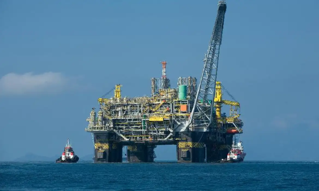 fmi:-curva-implica-preco-medio-de-us$-78-para-petroleo-a-vista-em-2026,-ante-us$-82-em-abril