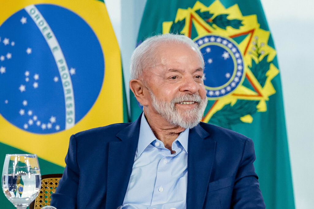 pesquisa-realtime/big-data:-lula-lidera-corrida-presidencial-no-ceara-com-62%,-flavio-tem-21%