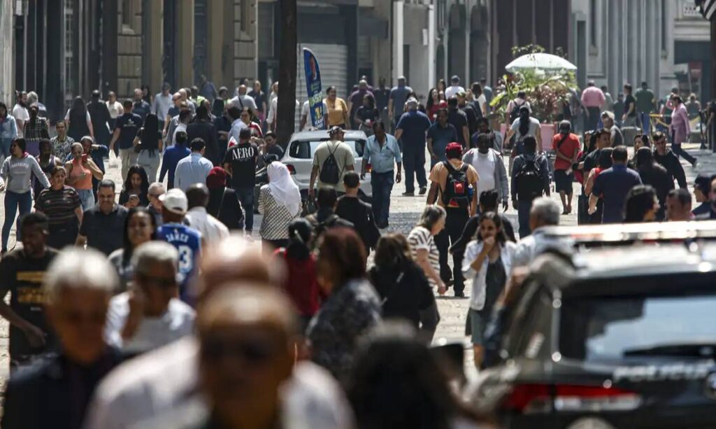 economia-desacelera,-e-governo-contra-ataca-com-estimulos-pre-eleitorais