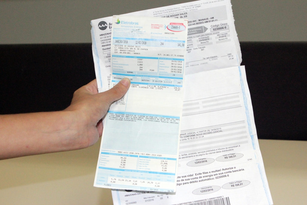 comissao-do-senado-cria-mais-de-r$-1-tri-em-custo-extra-na-conta-de-luz-em-votacao-relampago