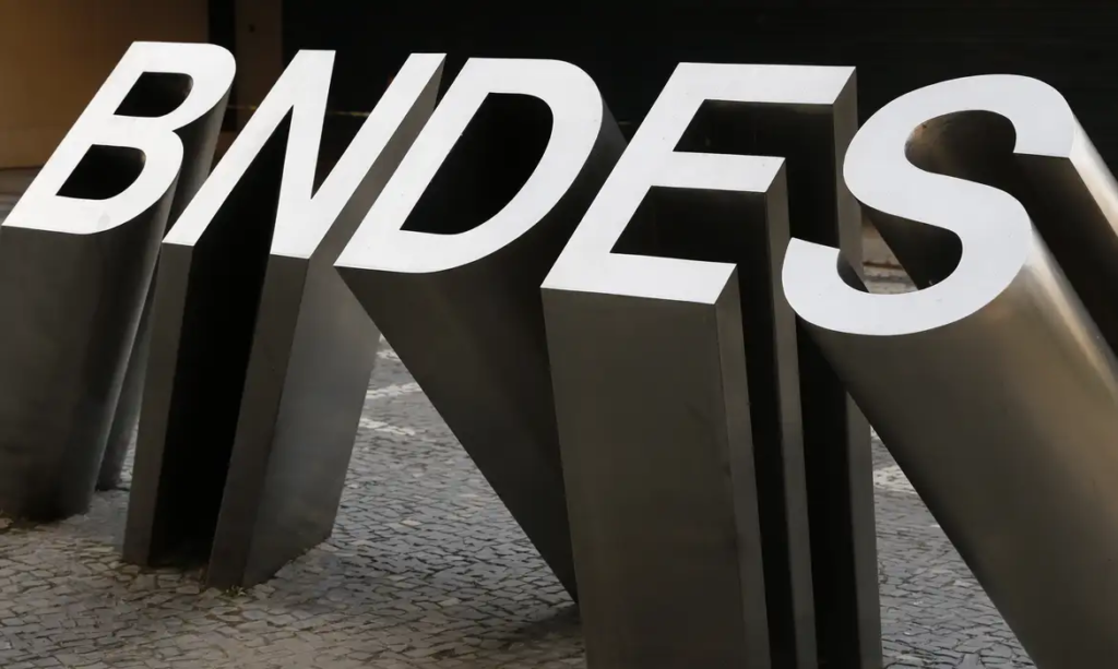 bndes-aprova-r$-20-bilhoes-para-renovacao-de-frotas-de-onibus-e-caminhoes