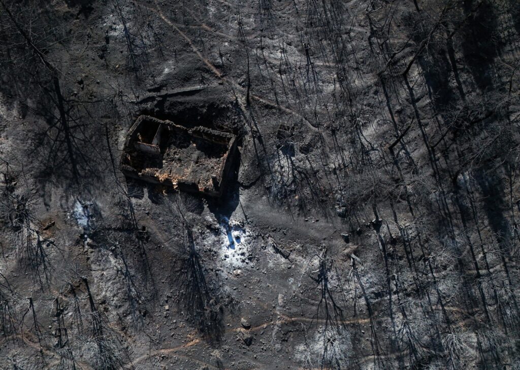 incendio-florestal-atinge-cerca-de-4.000-hectares-no-sudoeste-da-espanha