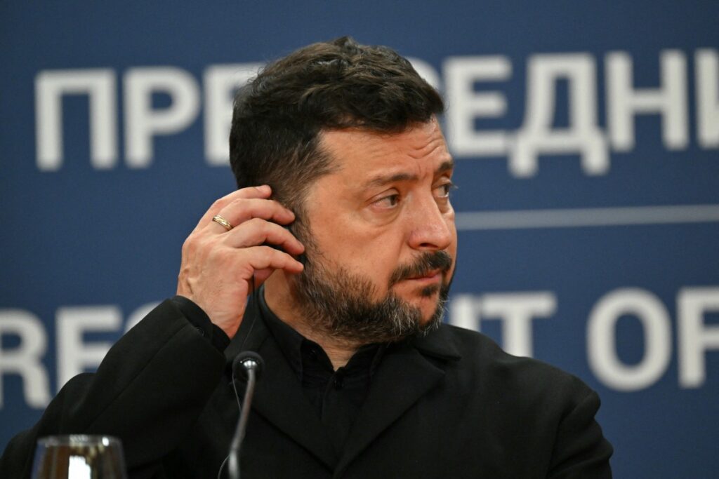 zelenski-diz-que-acertou-com-macron-aceleracao-de-entrega-de-misseis-franceses