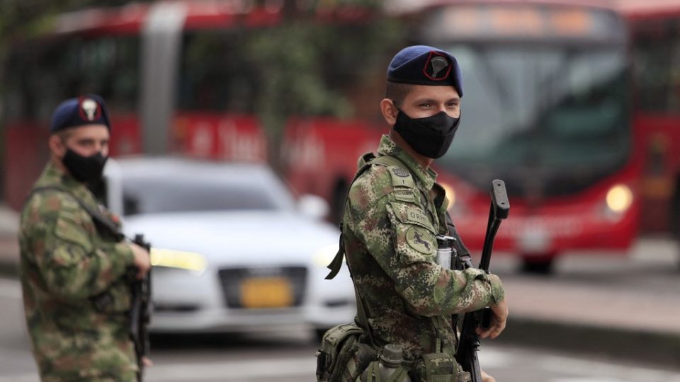 exercito-da-colombia-mata-oito-guerrilheiros-em-bombardeio