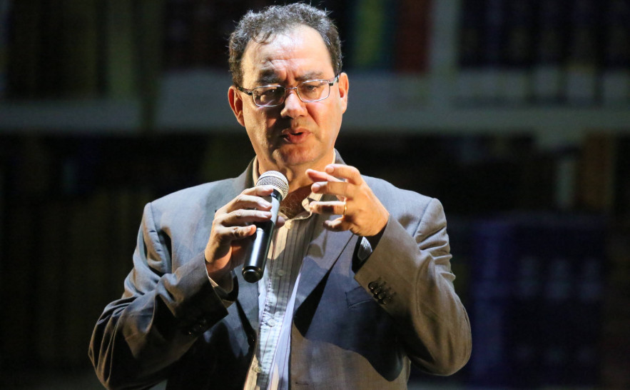em-belo-horizonte,-augusto-cury-defende-fim-das-bets-ou-taxacao-maior-as-apostas