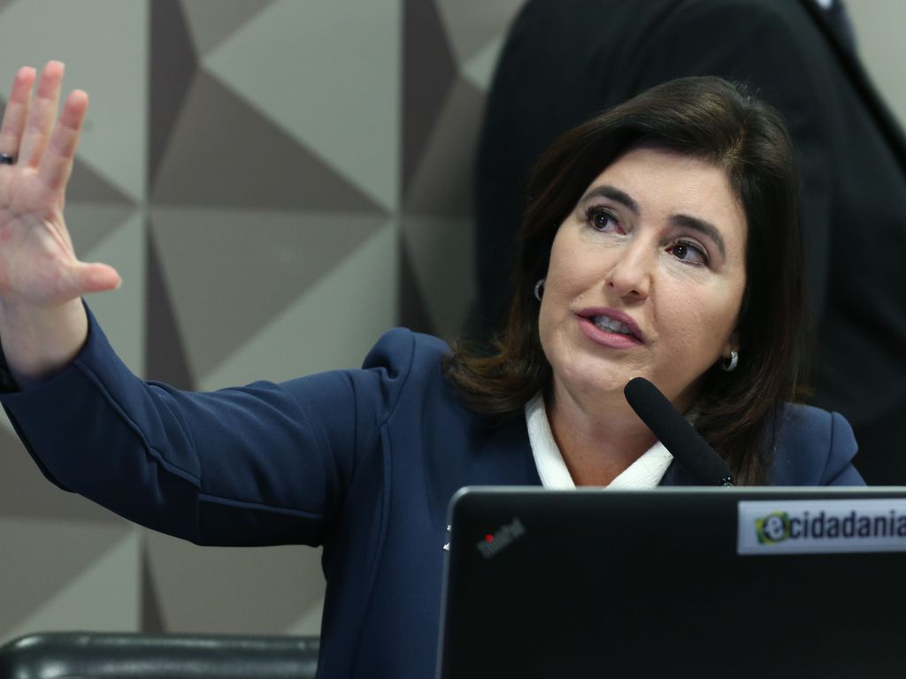 simone-tebet-diz-que-salles-se-rendeu-ao-centrao-e-marina-chama-desistencia-de-desrespeito