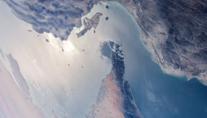 ira-chama-cessar-fogo-de-vitoria-e-diz-que-vai-reabrir-hormuz-por-duas-semanas