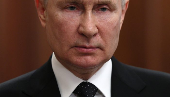 putin-anuncia-cessar-fogo-com-ucrania-para-pascoa-ortodoxa-neste-fim-de-semana
