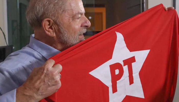 encontrar-uma-lideranca-para-substituir-lula-‘nao-e-simples’,-diz-presidente-do-pt