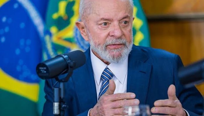 lula:-governo-vai-‘trabalhar-muito’-na-regulacao-de-plataformas-que-causem-dano-a-democracia