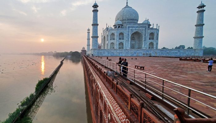 india-estabelece-‘sino-da-agua’-nas-escolas-para-combater-a-onda-de-calor