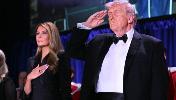 trump-e-retirado-de-jantar-com-jornalistas-apos-disparos