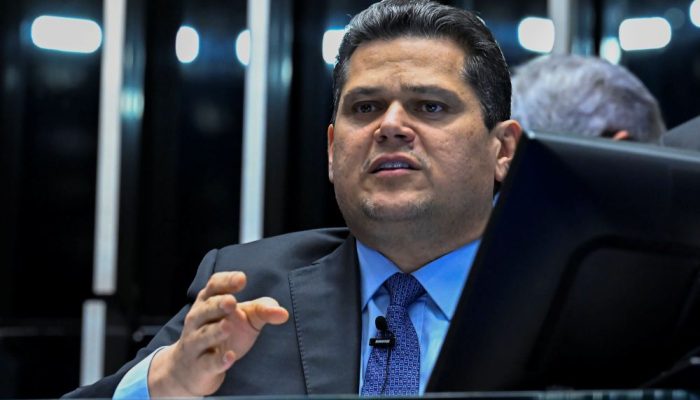 alcolumbre-deve-enterrar-cpi-do-master-em-acordo-com-oposicao-por-reducao-de-pena-de-bolsonaro