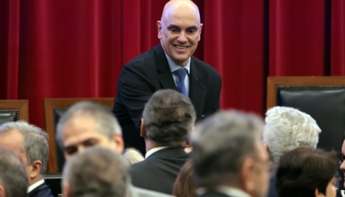 tse-se-aproxima-da-eleicao-de-2026-com-misterio-sobre-suspensao-de-perfis-de-2022